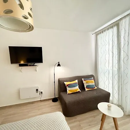 Ravkin * Zára